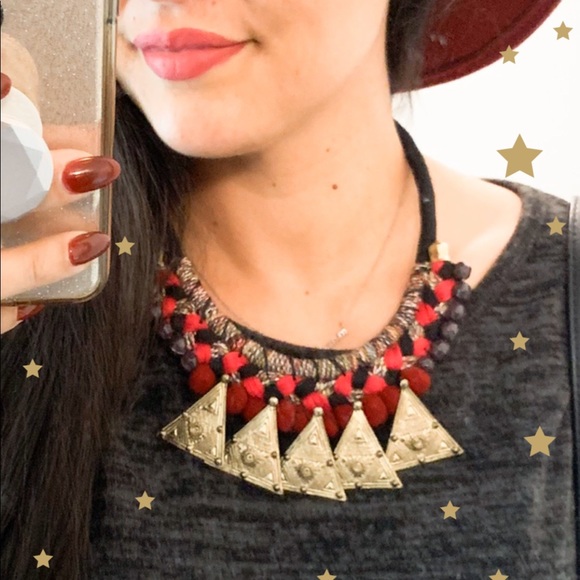 Bohemian Bib Necklace - Picture 2 of 3